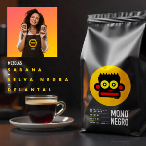 Mono Negro Combo Delantal
